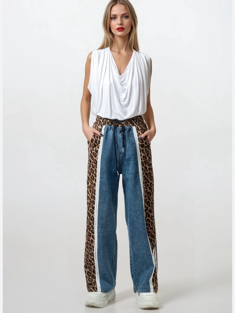 Kate Hewko Women’s Blue Denim & Leopard Side-Panel Jeans-Size XS
